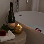Apartment Jonathan Luxury Station