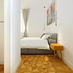 Jonathan Luxury Station Apartment Triest